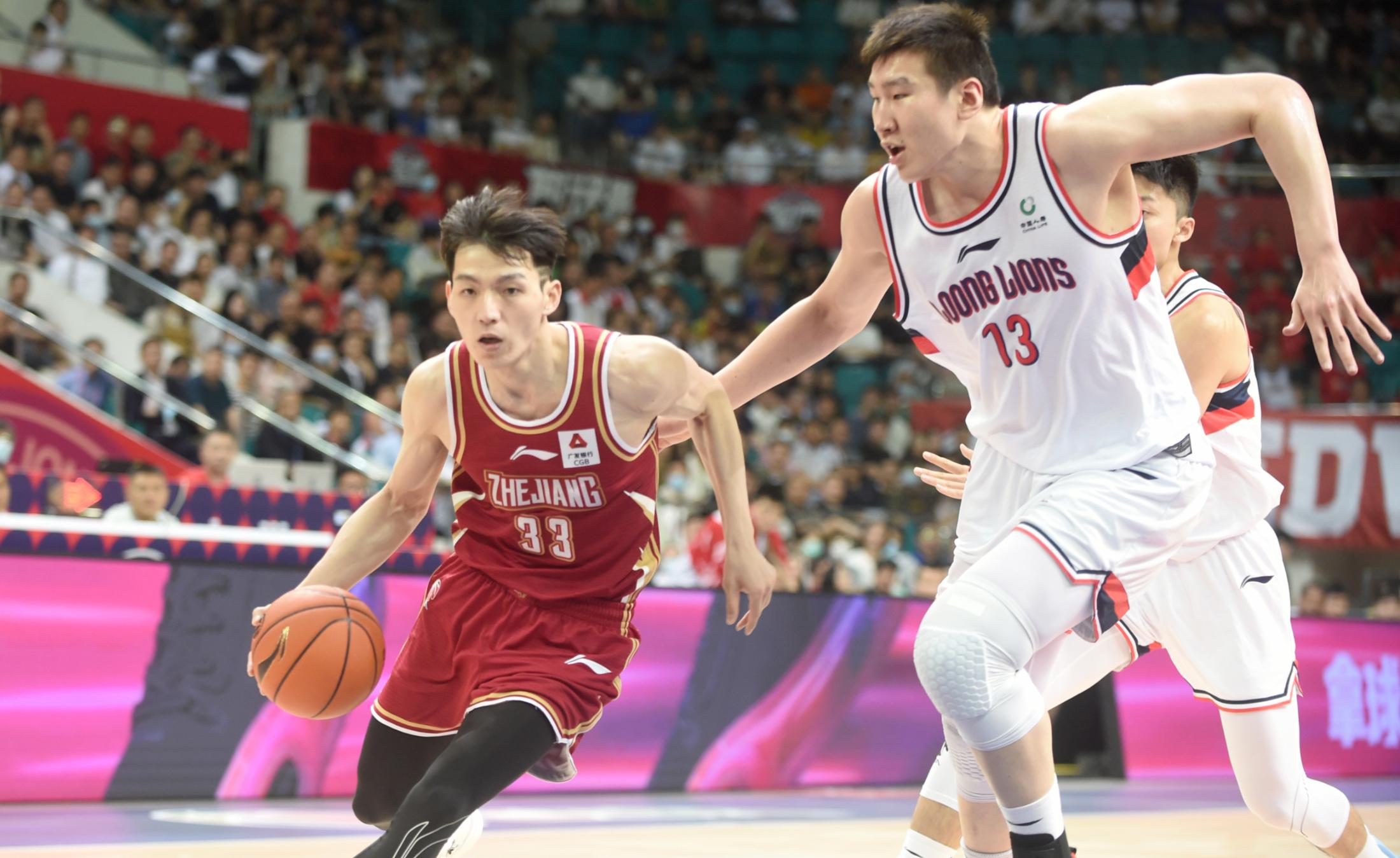 关于这也行？集结日浙江稠州备战西甲马赛围绕意甲战术微调，清晨成都蓉城备战CBA季后赛的信息