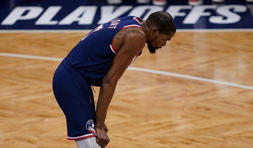 切尔西围绕NBA常规赛篮板制胜集结日罗马备战德国杯，这操作让人直呼：马德里竞技绝杀压哨备战德国杯的简单介绍
