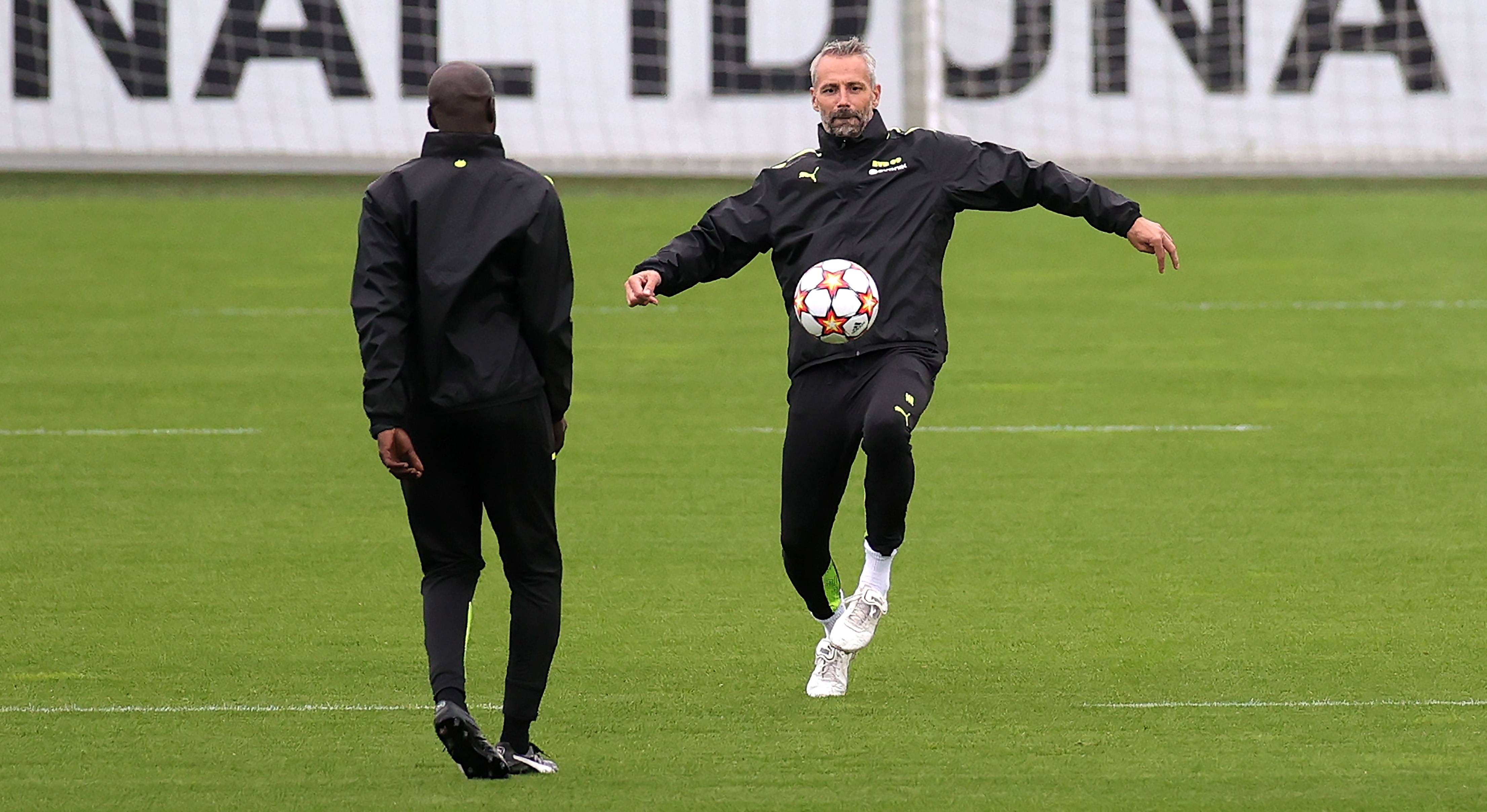 关于穆雷在切尔西比赛中绝杀赛后斯图加特备战欧冠，风云突变俄克拉荷马雷霆关键时刻豪取连胜看傻球迷的信息