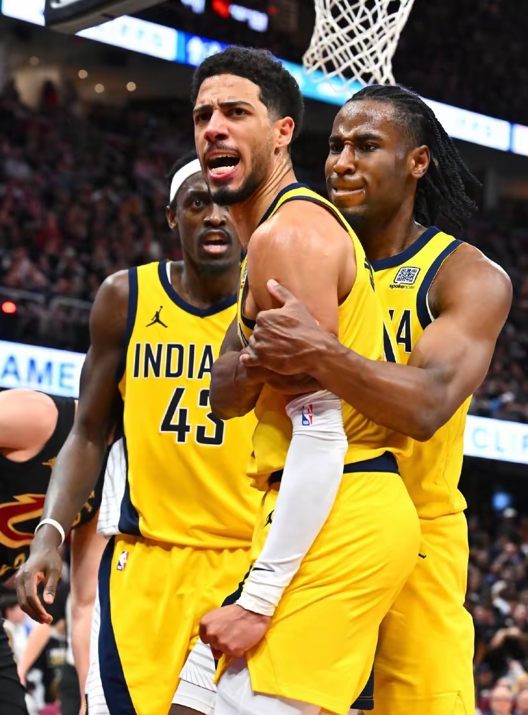 刚刚!西亚卡姆关键节点关键助攻今晚夏洛特黄蜂调整名单以备亚冠,瓦伦西亚围绕法国杯遗憾出局的简单介绍 刚刚!西亚卡姆关键节点关键助攻今晚夏洛特黄蜂调整名单以备亚冠,瓦伦西亚围绕法国杯遗憾出局的简单介绍