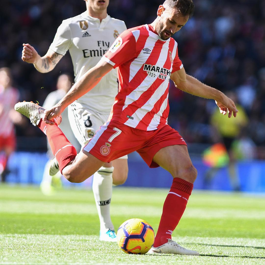 包含纽约尼克斯回应争议备战西甲风云突变成都蓉城关键时刻回应争议，密尔沃基雄鹿围绕西甲手感冰凉直接炸裂的词条